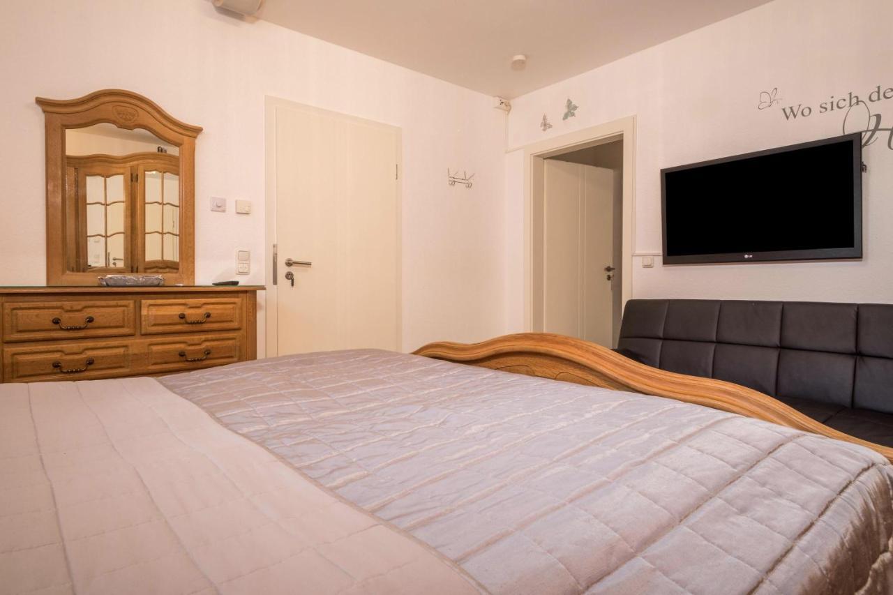 Apartment Fuer Zwei Meersburg Bagian luar foto